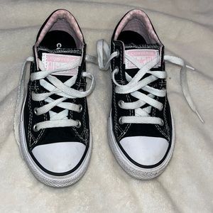 Kids Converse Chuck Taylor All Star Low Top Sneaker size 12